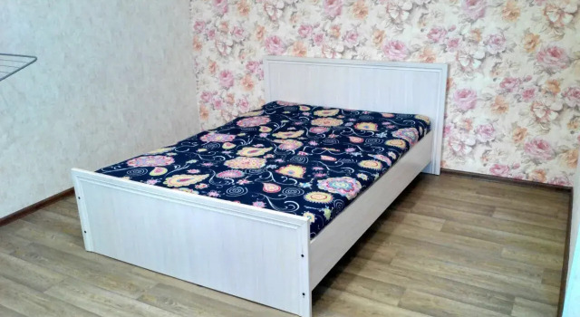 Nizhnekamsk na Gagarina 36 Apartments, Prenota Appartamento Hotel economici a Tatarstan
