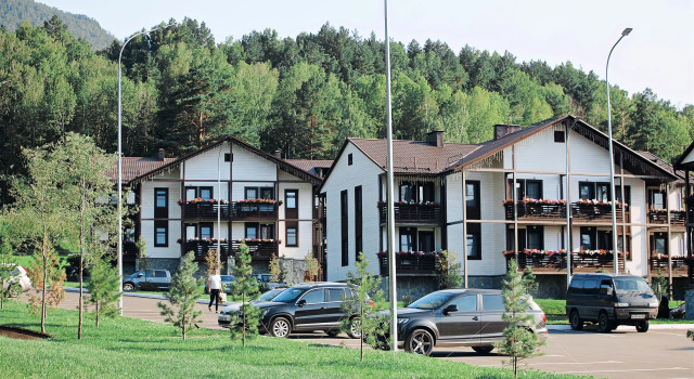 3*  Vsesezonnyj kurort Manzherok Hotel, Prenota Hotel Ozernoye Mayminsky Rayon