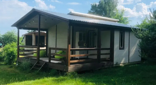 Na Ostrove Private house, Book Chalet Sommerhuse i Pskov oblast, Hytte