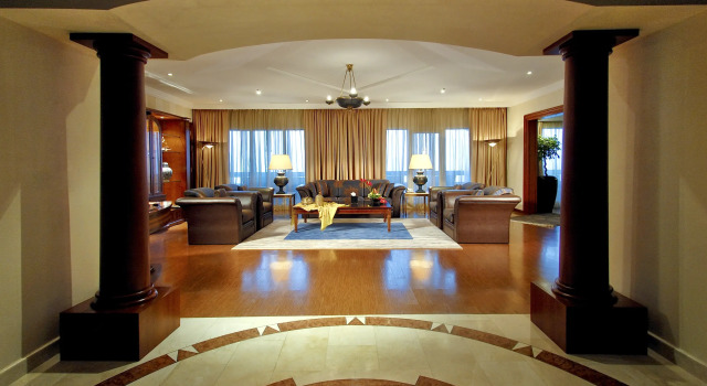 Двухместный люкс Royal с видом на море Dusit Ajman Resort & Villas