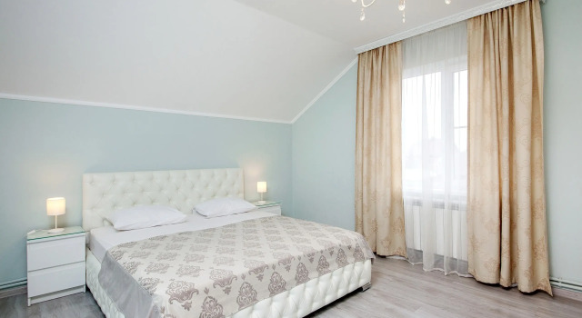 Четырёхместный люкс Меблированные комнаты Home-otel