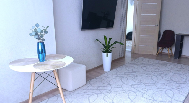 Uyutnaya 2 komnatnaya kvartira na reke Flat, Buchen Sie Ferienwohnung Sotschi Sotschi (und Umgebung)