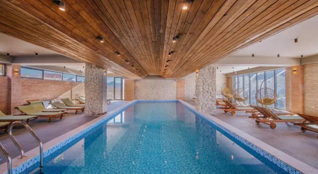 Hotel Gudauri Inn, Забронировать Отель Бизнес-отели Гудаури, рядом с Gudauri Lift 10 Alpina, 4* 5*