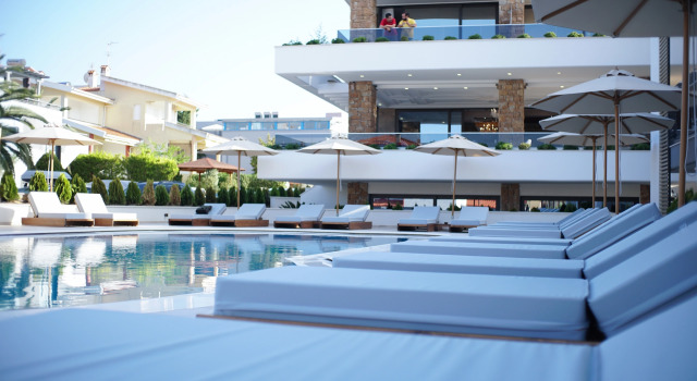 Agnes Deluxe Hotel, Prenota Hotel Pefkohori Kassandra