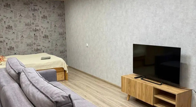 Uyutnaya Studiya Na Pervom Etazhe Flat, Prenota Appartamento Hotel a Carelia con parcheggio, Parcheggio