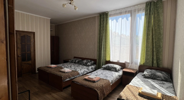 Четырёхместный номер Standard Гостевой дом Маргарита