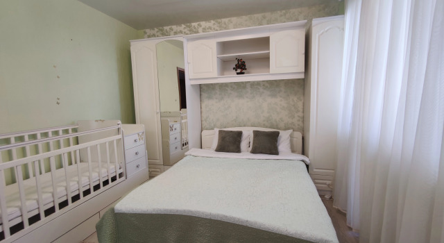 Komfort Na Khlebozavodskoy 28/5 Apartments, Book Lejlighed Hoteller i Ivanteyevka med parkering, Parkering