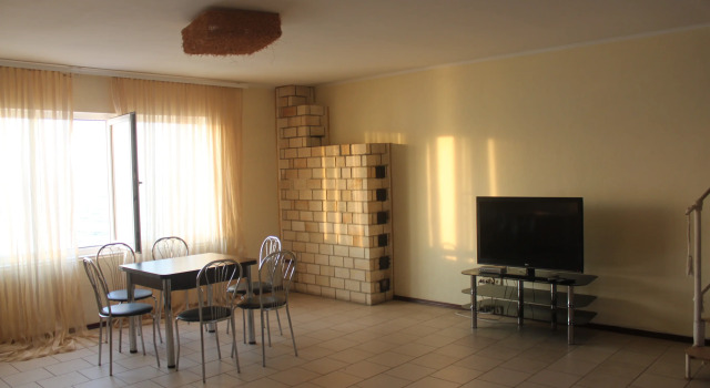 Коттедж с балконом и с красивым видом из окна Astarta Mini-Hotel