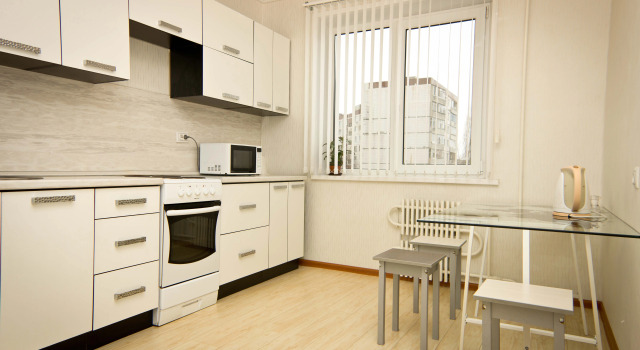 V Starom Oskole 3-Bedroom Apartments, Rezerwuj Apartament  