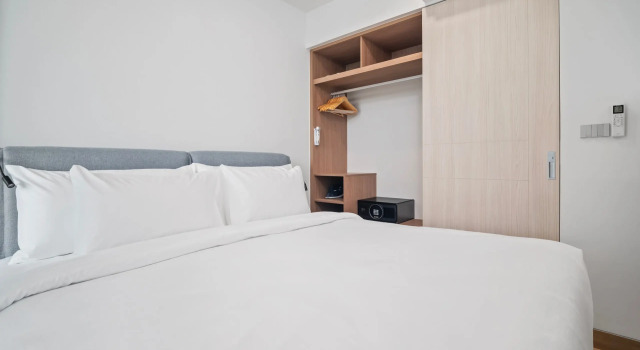 Номер Comfort с 2 комнатами с балконом Апарт-отель Skypark Celeste Building 4 in Laguna by Banyan Living
