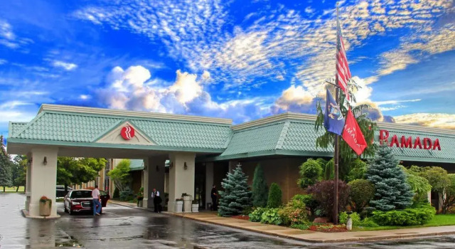 Ramada Hotel & Conference Center, Réserver Hôtel Alpena Michigan