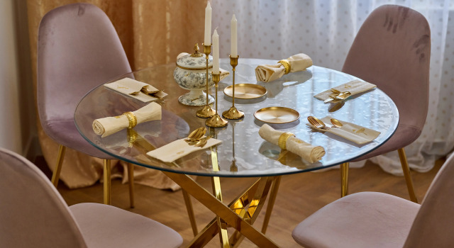 Alfaaparts/2: Shikarnaya Ryadom S Tsentrom Flat, Buchen Sie Ferienwohnung SPA-Hotels in Hrodsenskaja Woblasz, SPA