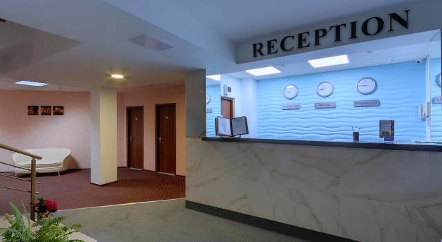 Отель Черноморье, Забронировать Отель Отели Черноморья с парковкой, Парковка