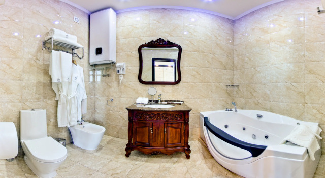 Двухместный люкс Plaza Hotel Bishkek