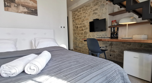 FJAKA Boutique Apartments, Prenota Appartamento Splitska 