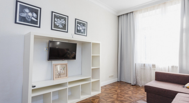 S Frantsuzkim Balkonom Apartments, Rezervovat Apartmán Apartmány v UVAO Area, Apartmán