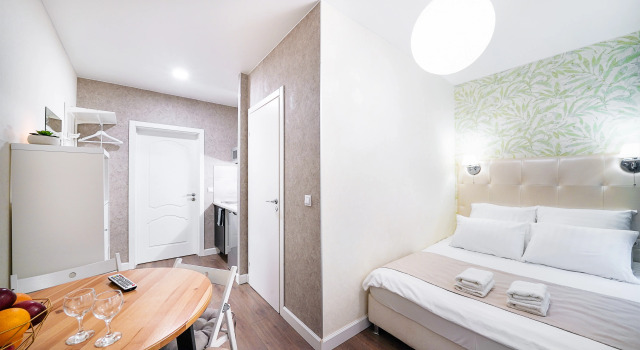 Трёхместный номер Superior с видом на внутренний двор Меблированные комнаты Golubev Apartments