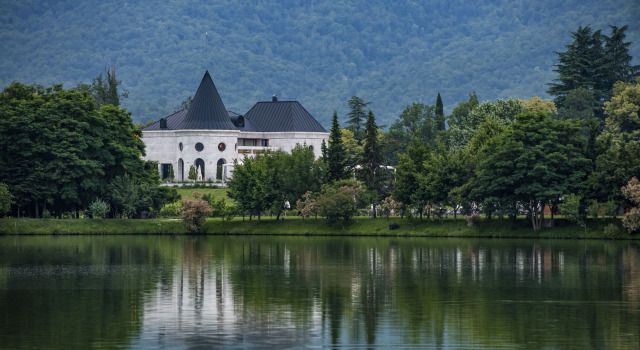 Lopota Lake Resort & Spa, Book Resort Hotels in Telavi with a Pool, Swimming Pool