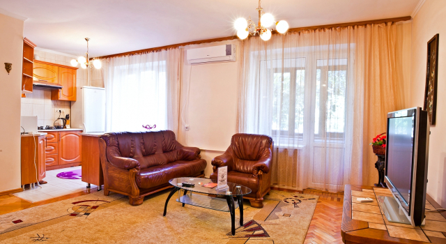 Apartment Lessor 204 Apartments