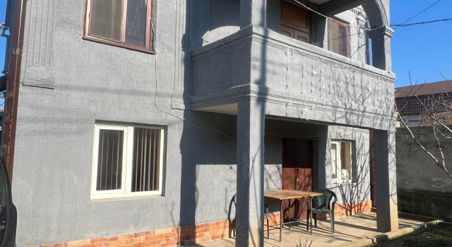 Dom na Pervom Etazhe Private House, Prenota Casa vacanze Ville a Sukhum, Villa