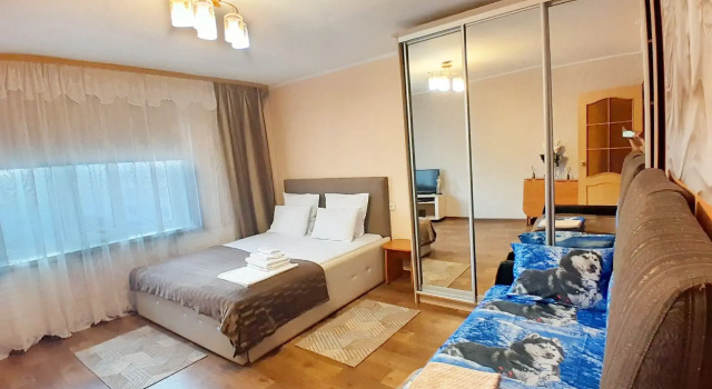 Uyutnoe V Tsentre Severnoy Chasti Lodging house, Rezerwuj Hostel Nowy Urengoj 