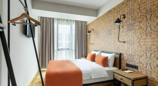 Двухместный номер Budget Spark by Hilton Tbilisi Biography