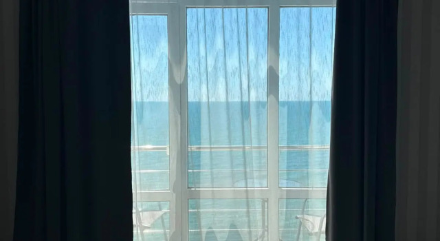 Двухместный номер Standard с балконом и с красивым видом из окна Отель Riviera Grand