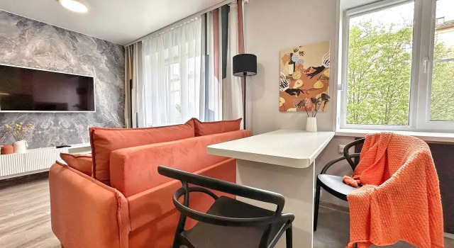 Sovremennaya Studiya V Tsentre Goroda Flat, Prenota Appartamento Hotel a Murmansk Region con parcheggio, Parcheggio