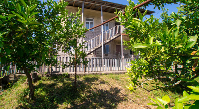 Irakli Guest House, Rezervovat Penzión Hotely v Imereti s parkováním, Parkování