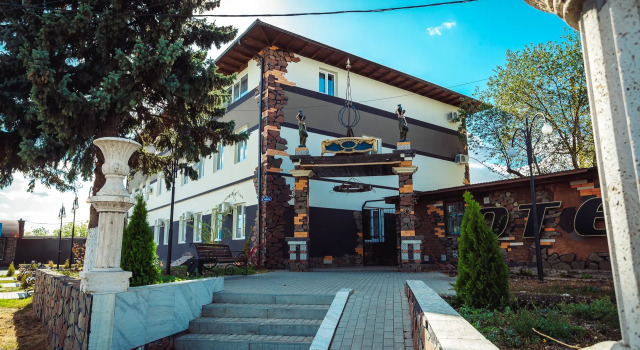 Отель Данков