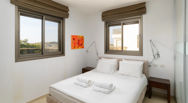 Comfort with Terrace & View over the Hills by FeelHome Apartments, Prenota Appartamento Tel Aviv Tel Aviv Distretto