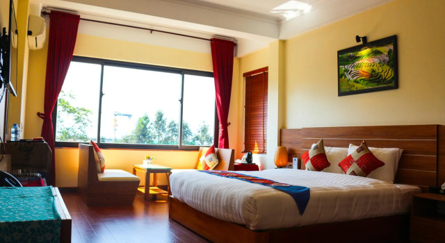 Люкс с красивым видом из окна Sapa Garden Hotel