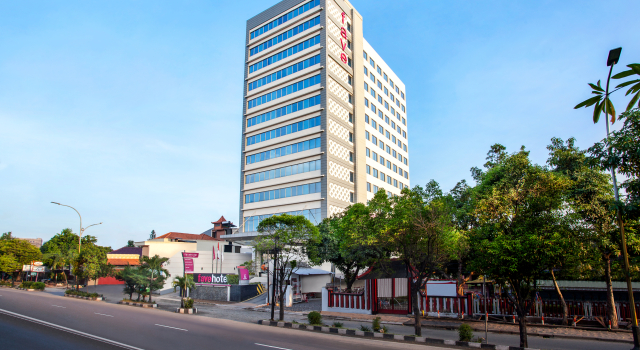 Отель Favehotel Manahan