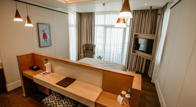 Двухместный люкс с балконом и с красивым видом из окна Dreamland Golf Hotel Baku