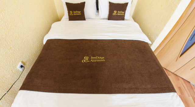 InnDays Apartments Oktyabryskaya 221/3 Apartments, Prenota Appartamento Hotel a Central Russia con parcheggio, Parcheggio