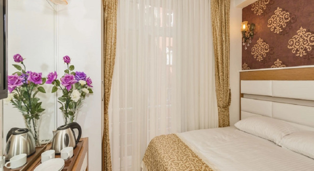 Двухместный номер Budget Raimond Hotel