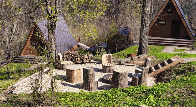 Kracnye Skaly Private house, Rezervovat Rekreační dům Hotely v Bashkortostan s parkováním, Parkování