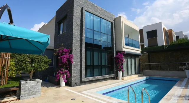 Вилла VibaVilla Elite – Luxury Private Villa with Pool Villa