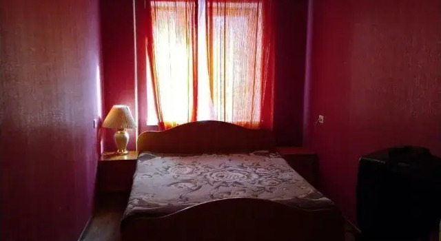 Квартира на проспекте Гагарина, 8-я линия, 7