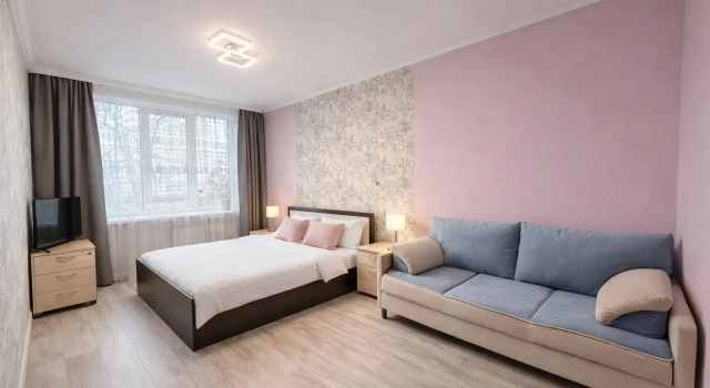 Svetlaya 2-Kom Na Gorykogo Flat, Prenota Appartamento Hotel a Perm Krai con parcheggio, Parcheggio