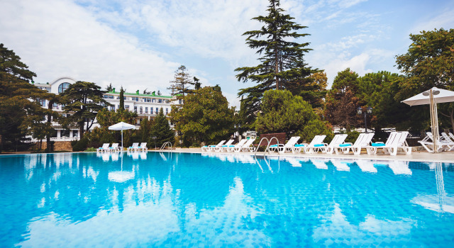 Отель Riviera Sunrise Resort & SPA Алушта
