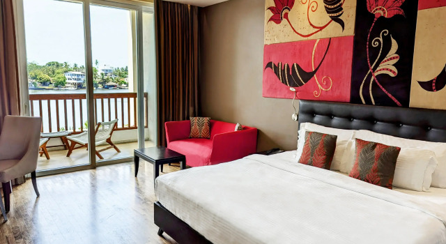 Двухместный номер Deluxe с балконом и с видом на реку Pullman Bentota Resort And Spa