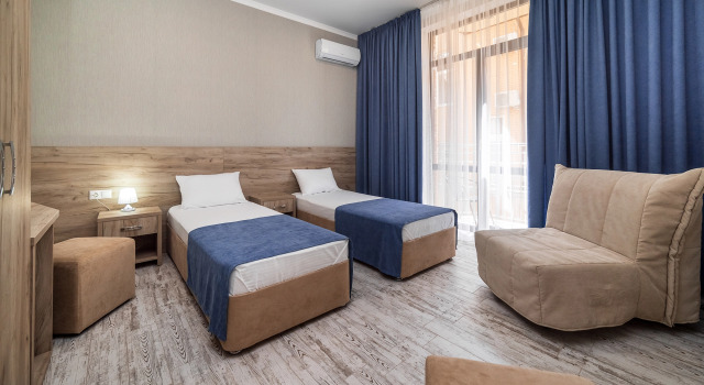 Двухместный номер Comfort с балконом Мини-отель Ева
