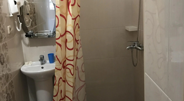 Четырёхместный полулюкс Comfort Гостевой дом Тельмана 23