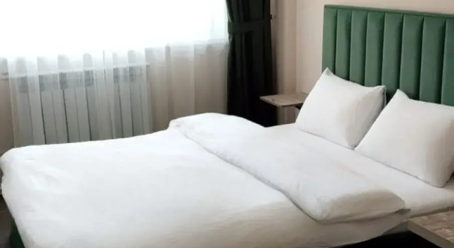 Berloga Hotel, Book Hotel Hoteller i Pavlodar Region med parkering, Parkering