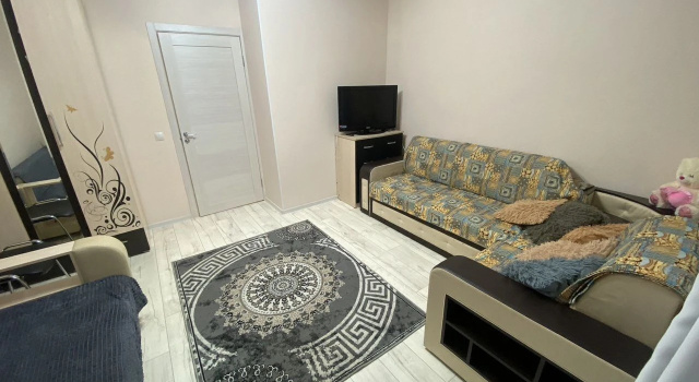 Odnokomnatnaya V Pereulke Neftyanikov 5 Flat, Đặt Căn hộ Khách sạn ở Ural có chỗ đỗ xe, Bãi đậu xe