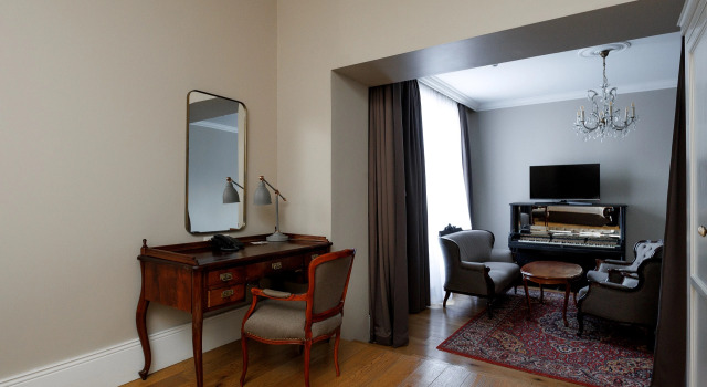 2nd Building Double Suite Hotel Chajkovskij
