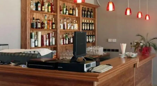 Aurelis Hotel, Забронировать Отель Отели области Тираны с парковкой, Парковка