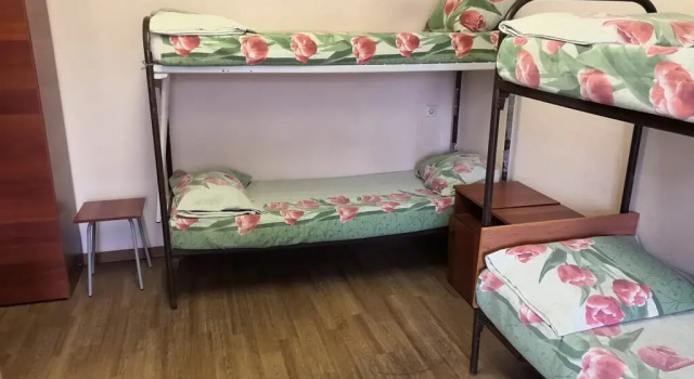 Кровать в общем номере (мужской номер) Хостел HotelHot Котельники