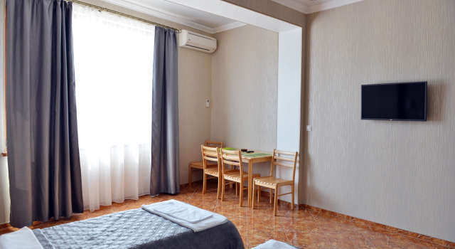 Четырёхместный номер Comfort База отдыха Prohlada Inn Прохлада Инн